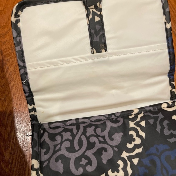 Vera Bradley Lunch Sack in Canterberry Cobalt - Picture 6 of 7